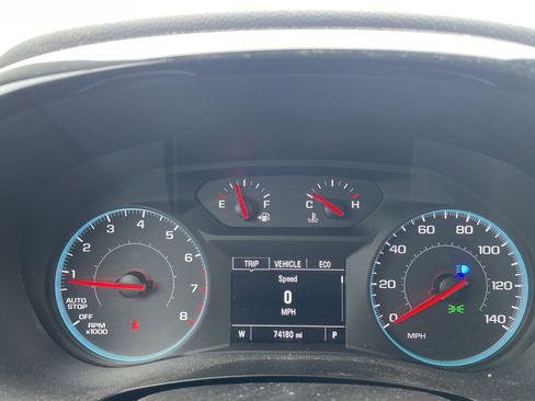 Used 2020 Chevrolet Traverse LT image 29