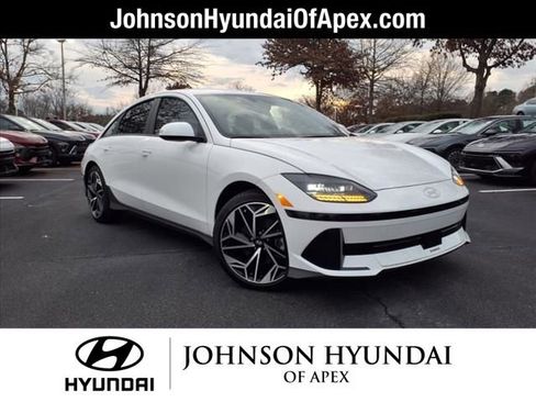New 2024 Hyundai Ioniq 6 SEL image 1