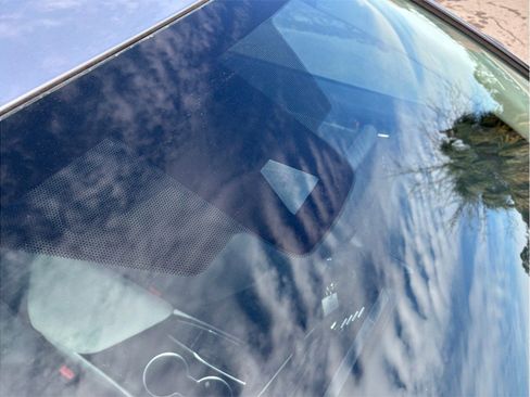 Used 2022 Toyota Camry LE image 12