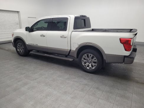 Used 2019 Nissan Titan Platinum Reserve image 3