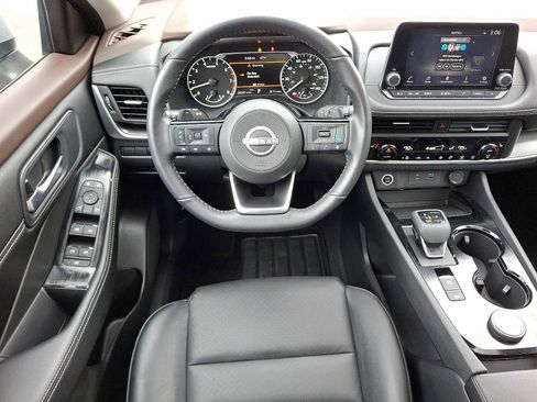 Used 2023 Nissan Rogue SV w/ SV Premium B Package AWD/4WD image 11