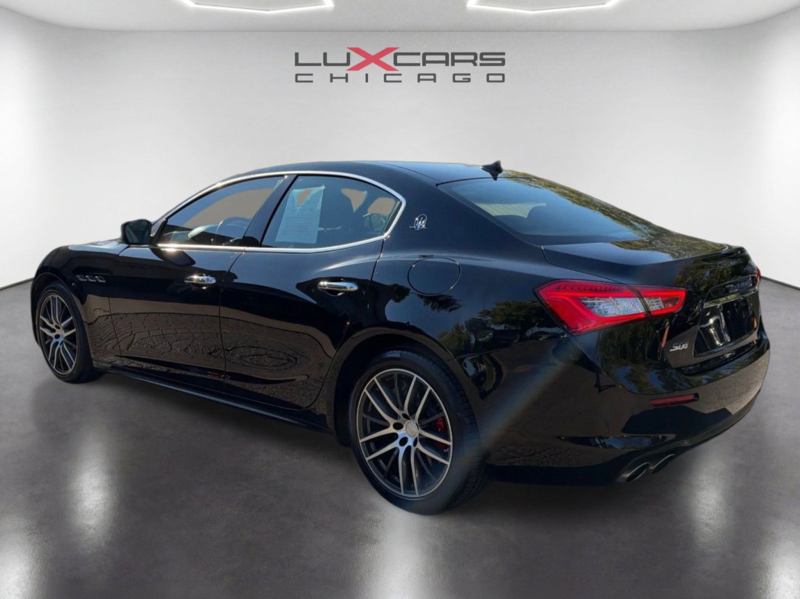 Used 2019 Maserati Ghibli S Q4 AWD/4WD image 7