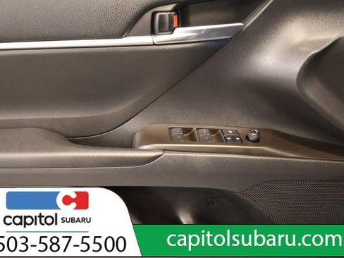 Used 2023 Toyota Camry SE image 11