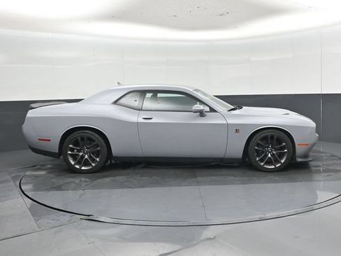 Used 2022 Dodge Challenger R/T Scat Pack RWD image 2