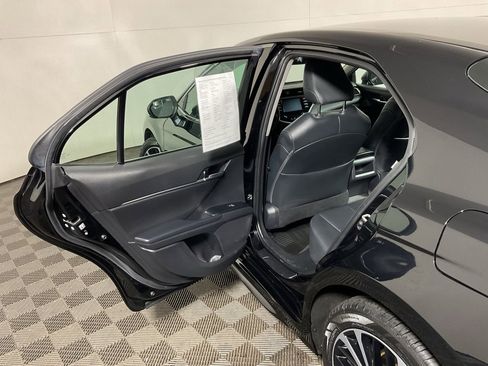 Used 2019 Toyota Camry LE image 29