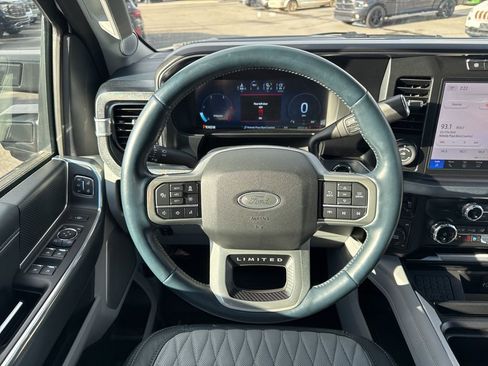 Used 2024 Ford F250 Limited image 16