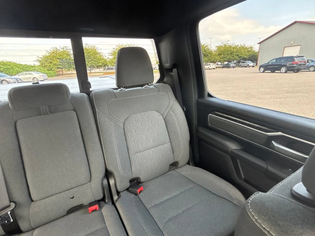 Used 2021 RAM 1500 Big Horn RWD image 40