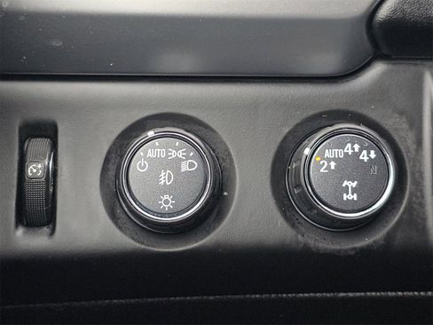 Used 2020 Chevrolet Tahoe LT image 7