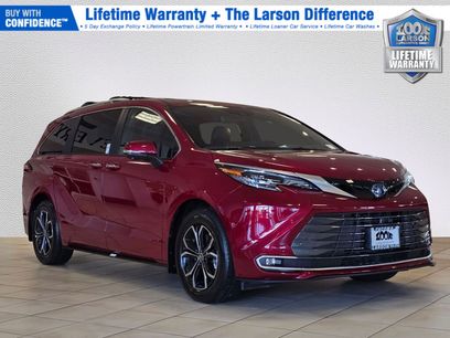 New 2025 Toyota Sienna Platinum