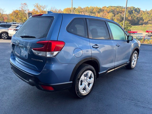Used 2023 Subaru Forester AWD/4WD image 5