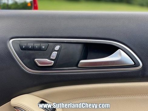 Used 2020 Mercedes-Benz GLA 250 4MATIC image 19