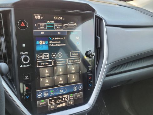 Certified 2025 Subaru Crosstrek 2.5i Premium w/ Crosstrek Mirror Package AWD/4WD image 11