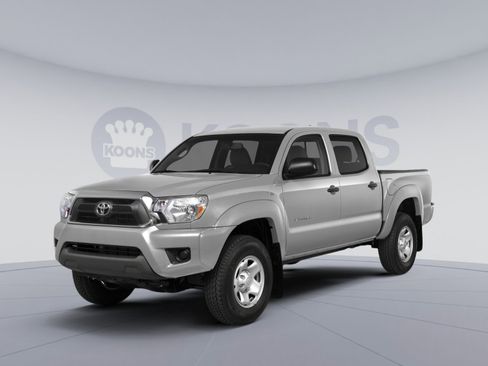 Used 2015 Toyota Tacoma 4x4 Double Cab w/ TRD Sport Package image 1