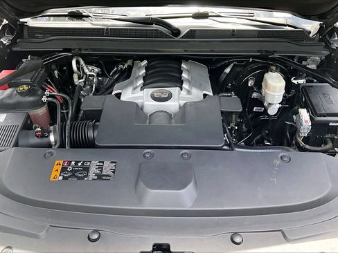 Used 2019 Cadillac Escalade Luxury RWD image 29