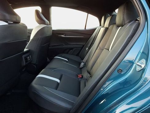 New 2026 Toyota Camry SE FWD image 6