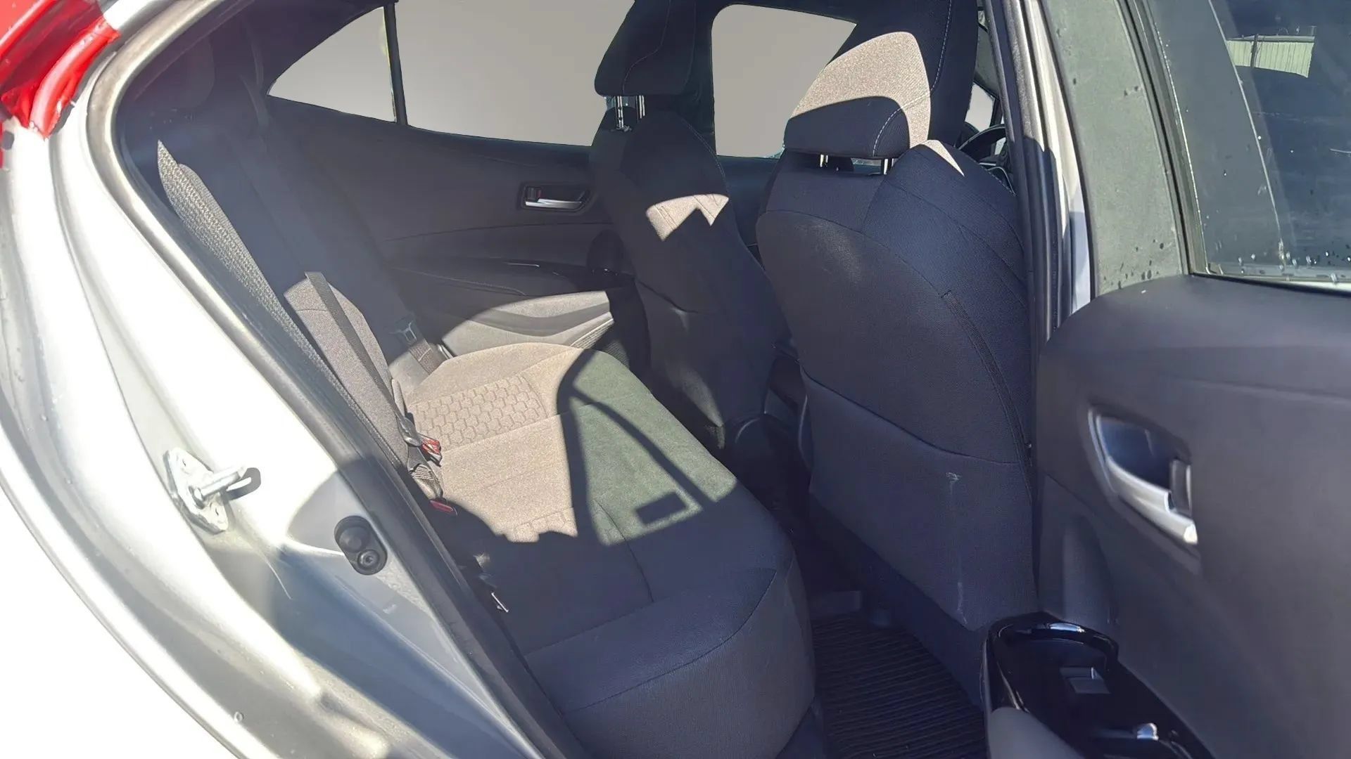 Used 2020 Toyota Corolla SE FWD image 8
