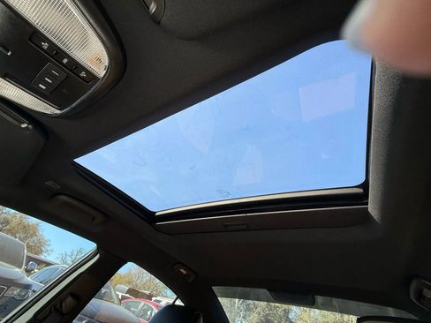 Used 2020 Dodge Charger R/T w/ Plus Group image 15