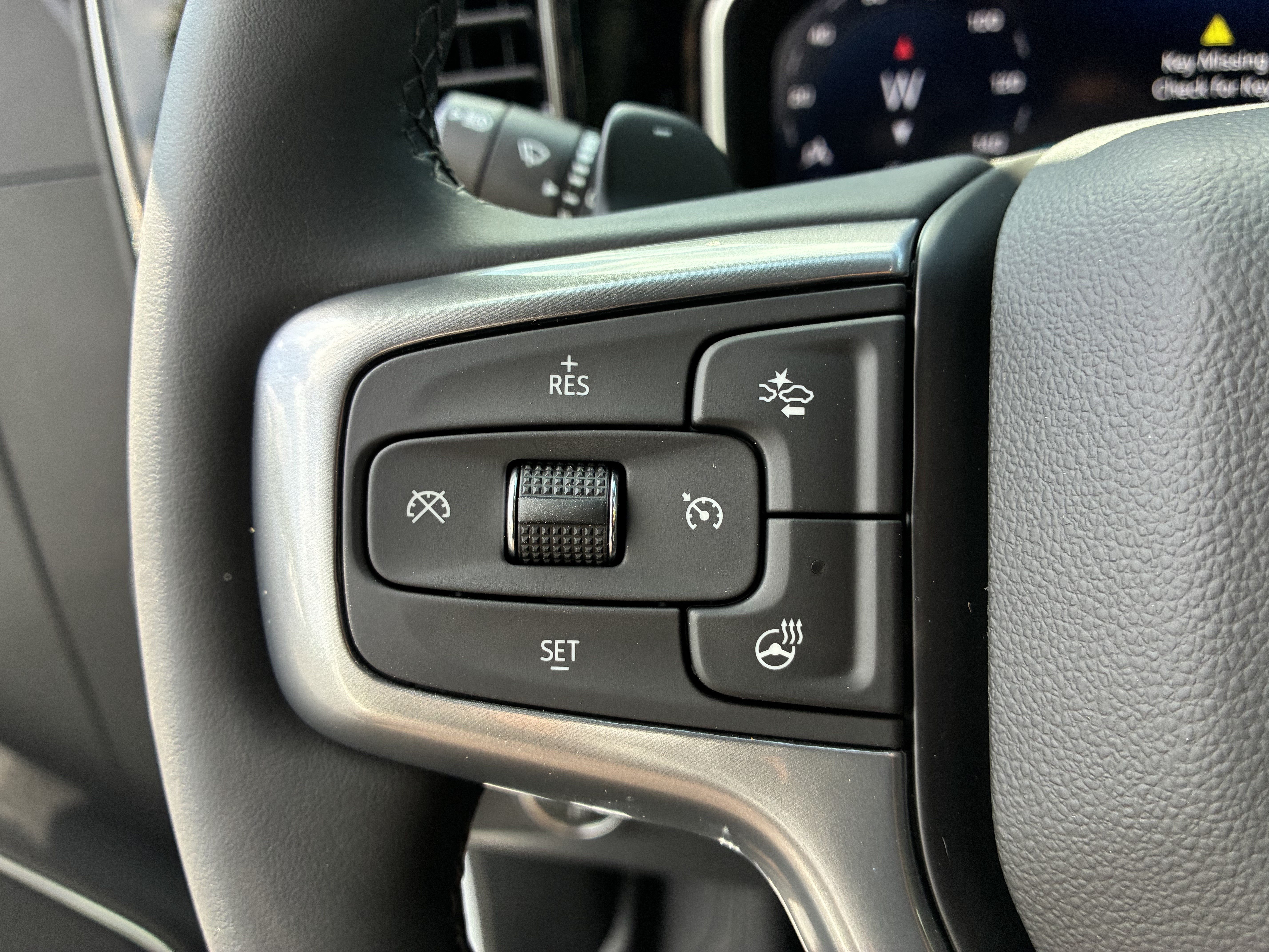 New 2026 Chevrolet Silverado 1500 RST w/ Dark Appearance Package AWD/4WD image 30