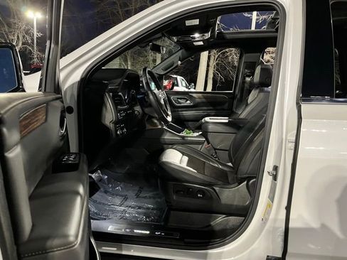 Used 2022 Chevrolet Tahoe High Country AWD/4WD image 18