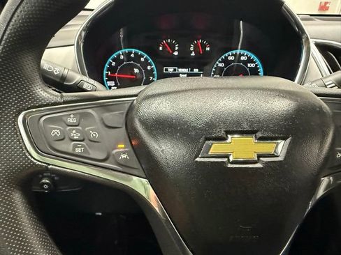 Used 2021 Chevrolet Equinox LS w/ LS Convenience Package image 23