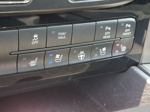 Certified 2018 RAM 1500 Sport w/ Convenience Group AWD/4WD image 25