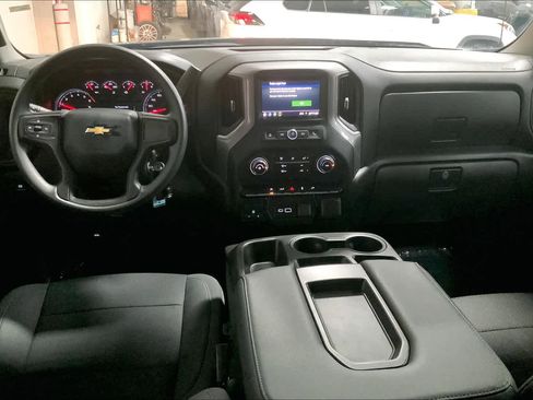 Used 2021 Chevrolet Silverado 1500 Custom image 14