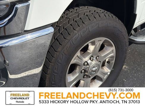 Used 2024 RAM 3500 Big Horn AWD/4WD image 9