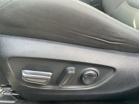 Used 2024 Toyota RAV4 XLE FWD image 12