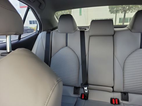 Used 2022 Toyota Camry SE w/ Audio Upgrade Package image 20