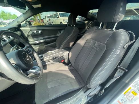 Used 2021 Ford Mustang GT w/ Equipment Group 301A image 19