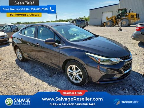 Used 2017 Chevrolet Cruze LT w/ Convenience Package FWD image 5