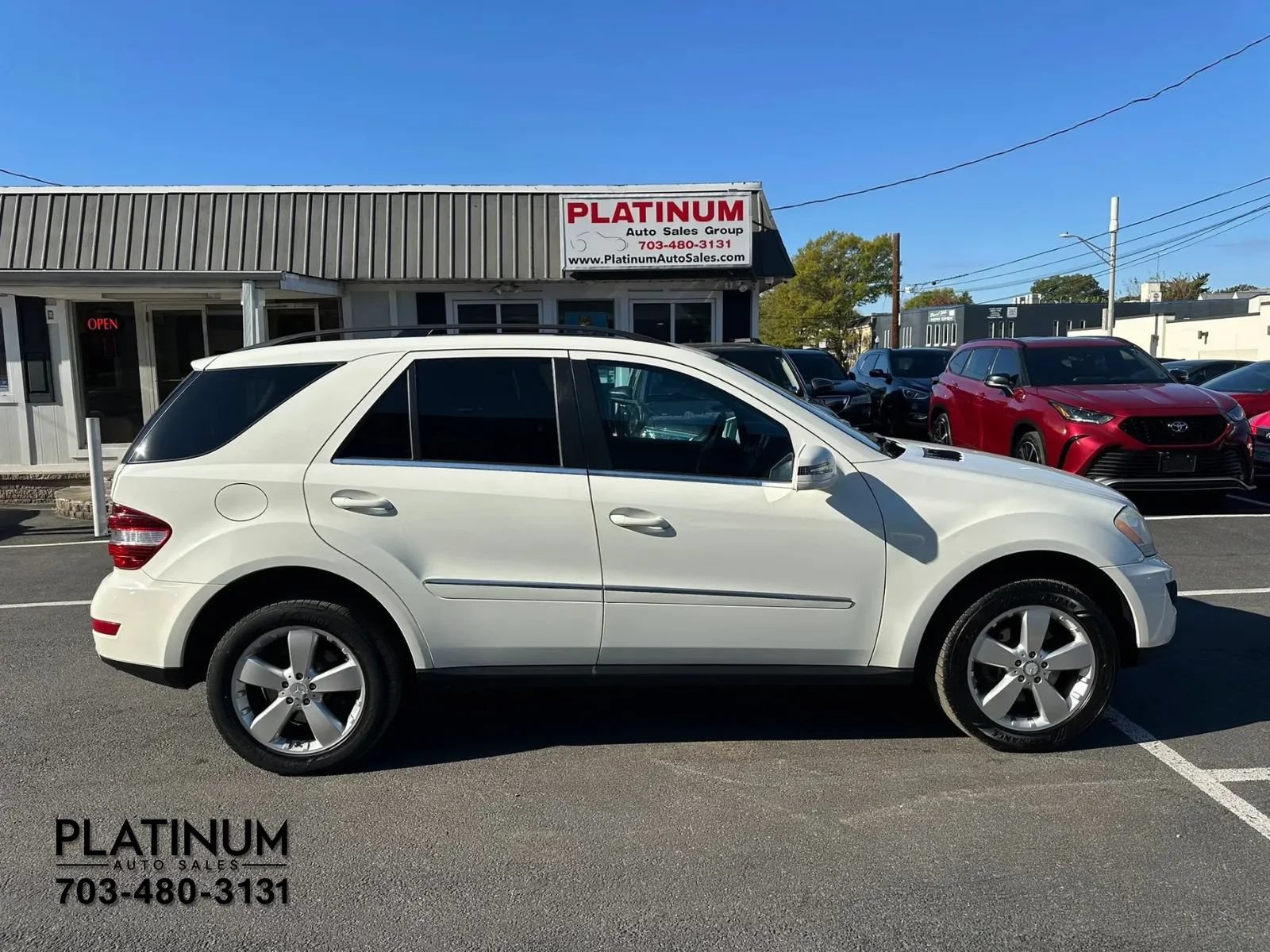 Used 2011 Mercedes-Benz ML 350 4MATIC image 2