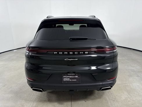 Certified 2024 Porsche Cayenne AWD/4WD image 6