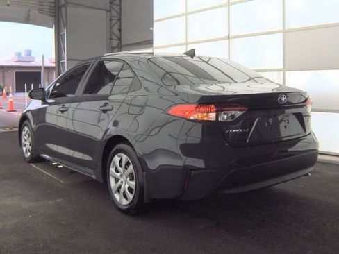 Used 2026 Toyota Corolla LE FWD image 3