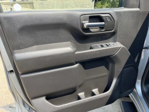 Used 2024 Chevrolet Silverado 1500 Custom Trail Boss w/ LPO, Dark Essentials Package AWD/4WD image 10