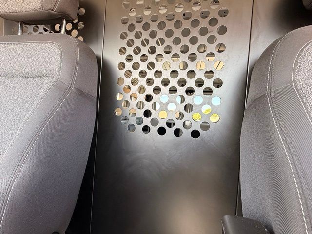 Used 2025 RAM ProMaster 2500 w/ U-Haul Equipment Group FWD image 18