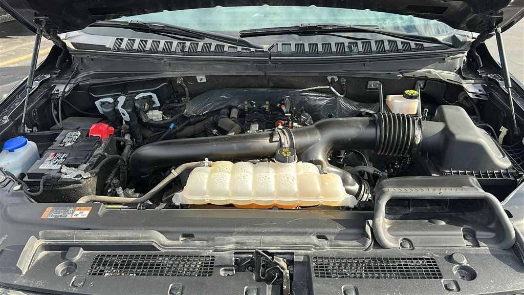 Used 2024 Ford Expedition Limited AWD/4WD image 36