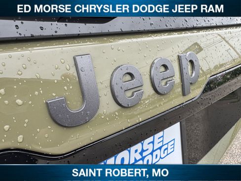 New 2026 Jeep Cherokee Overland w/ Advanced Pro Tech Group AWD/4WD image 13