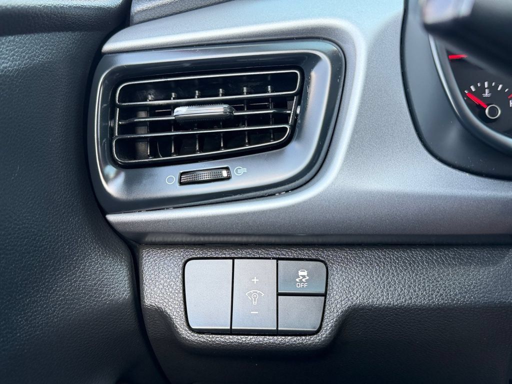 Used 2021 Kia Rio S FWD image 20