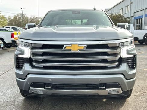 New 2026 Chevrolet Silverado 1500 High Country w/ Technology Package AWD/4WD image 2