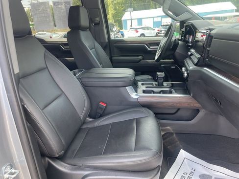 Certified 2023 GMC Sierra 1500 SLT w/ SLT Premium Package image 6