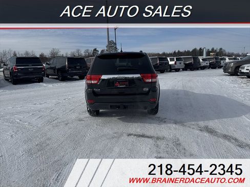 Used 2013 Jeep Grand Cherokee Laredo w/ Laredo E Group image 8