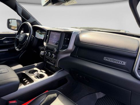 Used 2021 RAM 1500 Laramie w/ Sport Appearance Package image 12