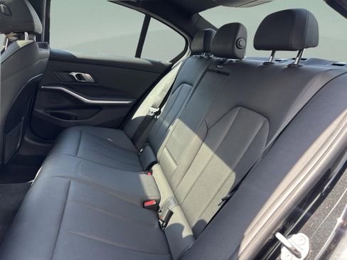 Used 2020 BMW 330i Sedan w/ Convenience Package image 27