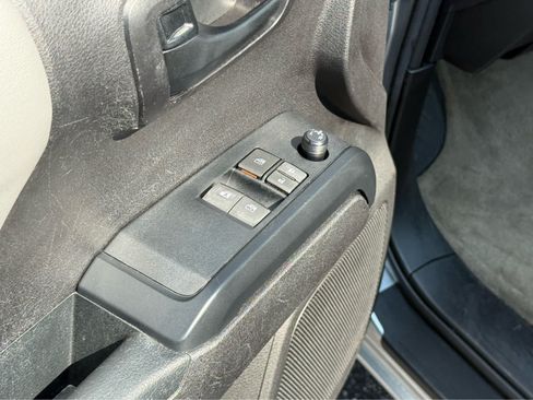 Used 2021 Toyota Tacoma SR w/ SR Convenience Package AWD/4WD image 16