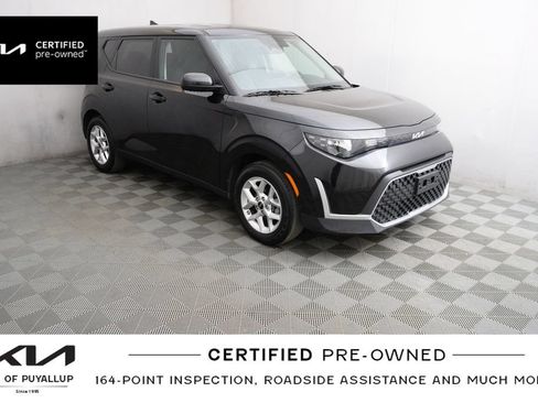 Certified 2025 Kia Soul LX FWD image 4