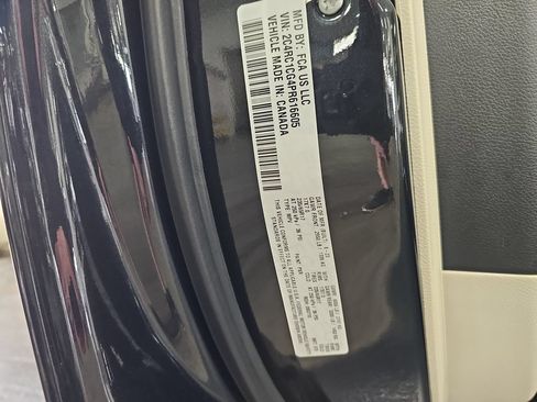 Used 2023 Chrysler Voyager LX FWD image 35