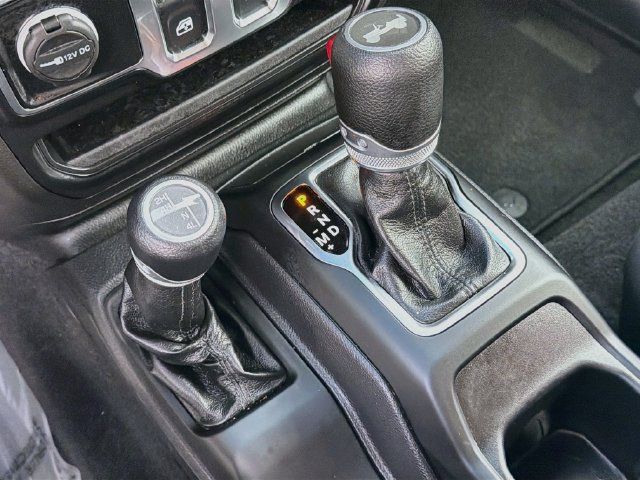 Used 2021 Jeep Wrangler Sport AWD/4WD image 17