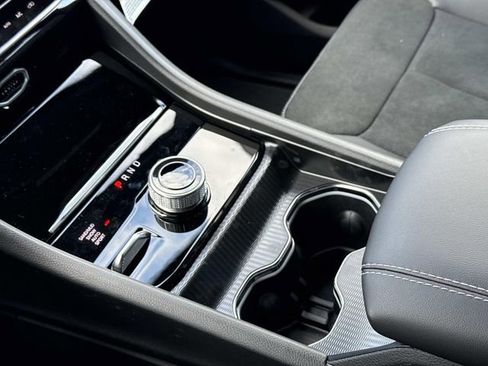 New 2026 Jeep Grand Cherokee Altitude AWD/4WD image 16