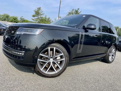 Used 2025 Land Rover Range Rover SE